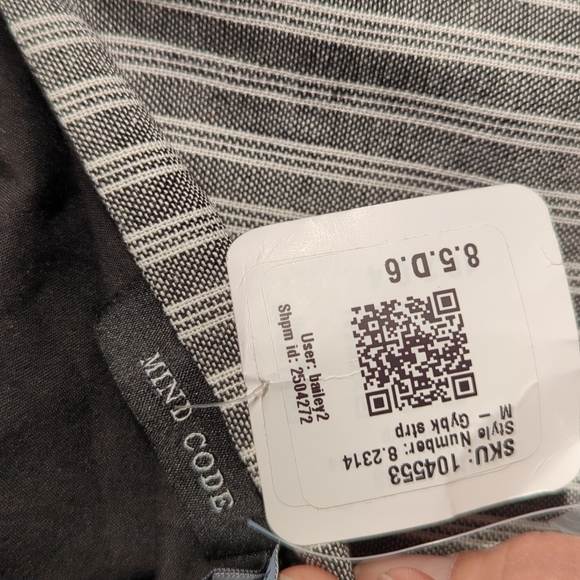 Mind Code romper size medium - Picture 3 of 3